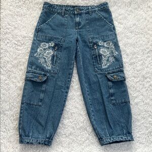 Venus Embroidered Denim Jeans Floral BOHO Size 2 Cargo